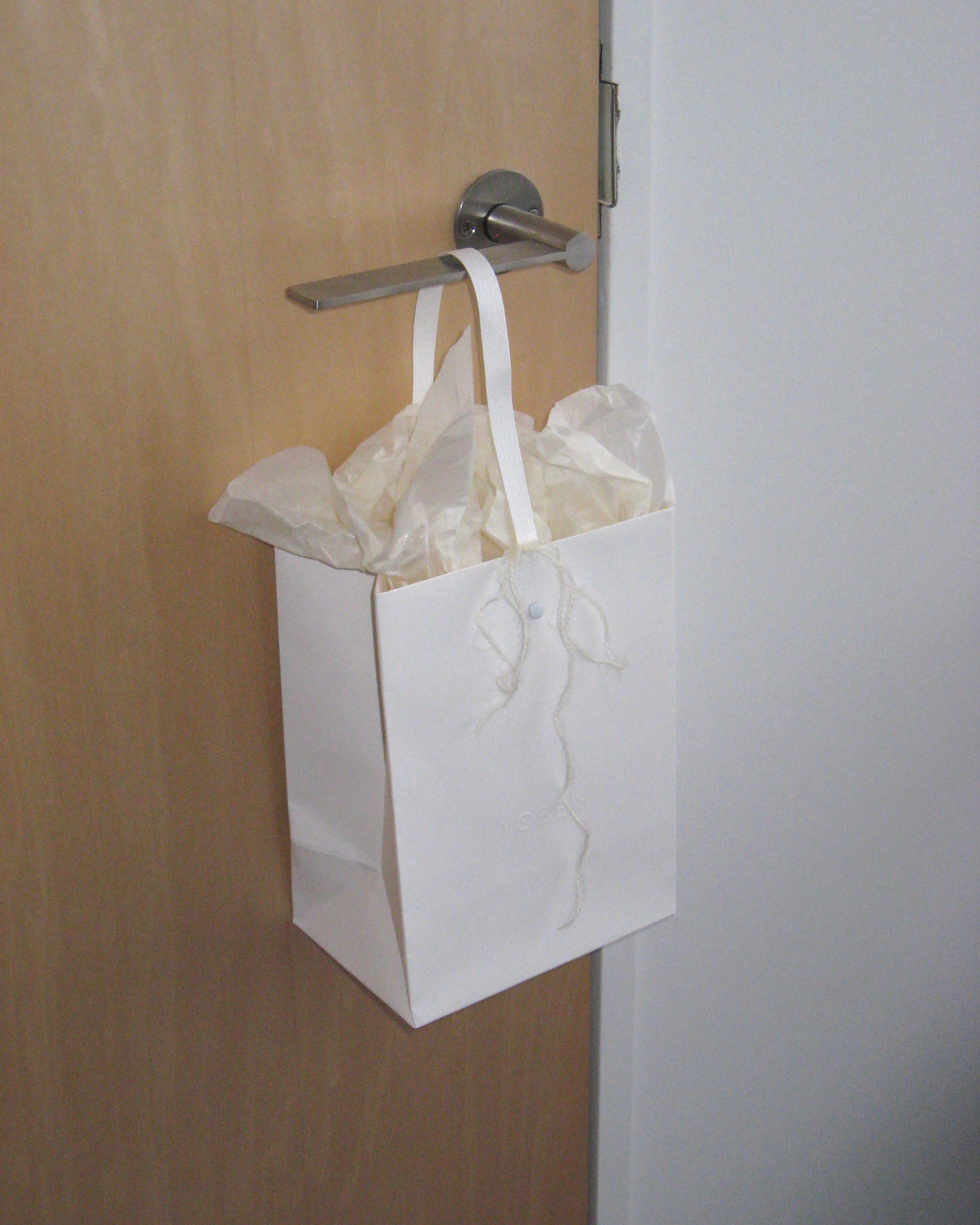 GIFT BAG