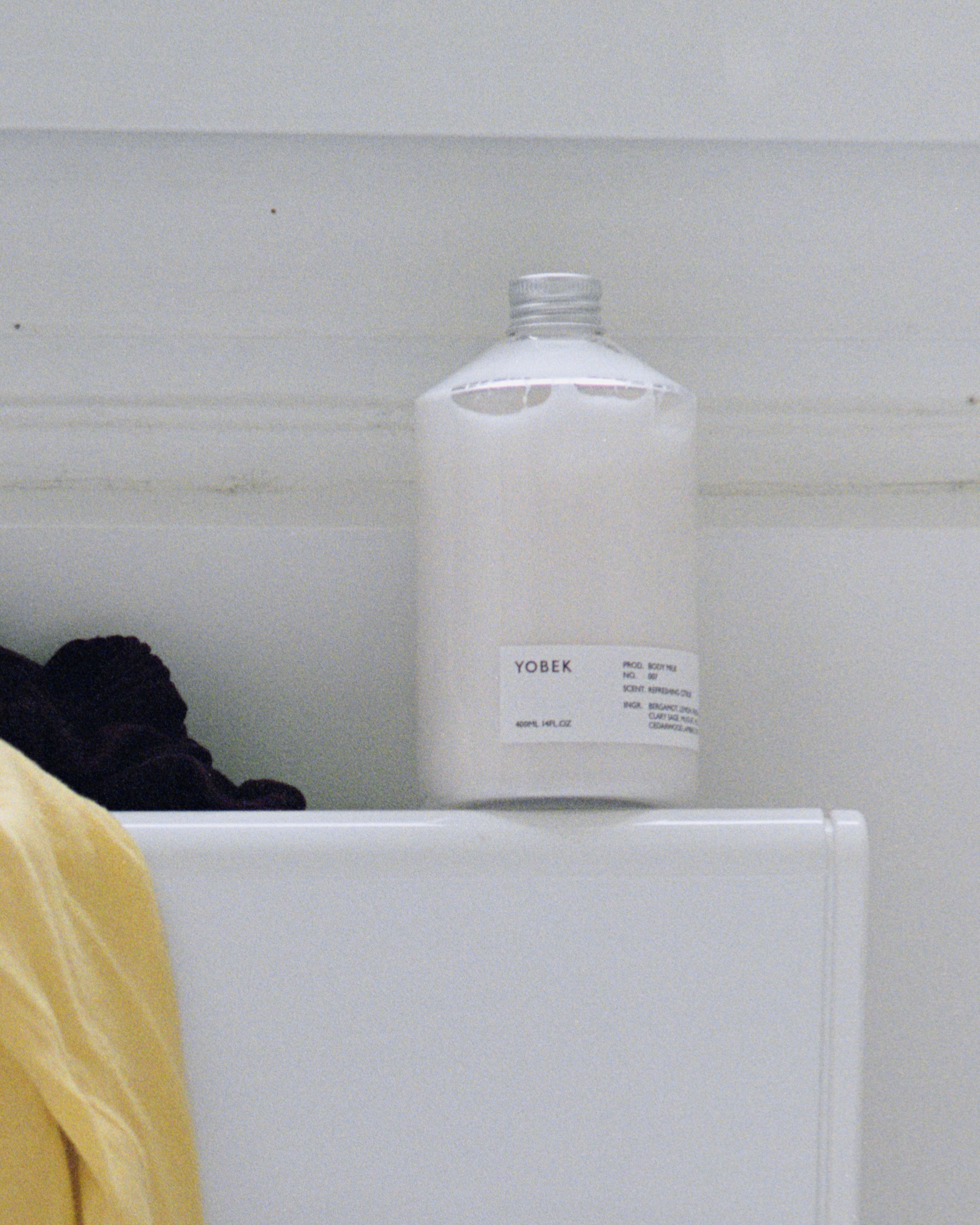 SMOOTH & MOIST BODY MILK
